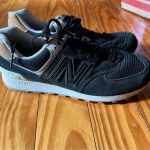 New balance shoes